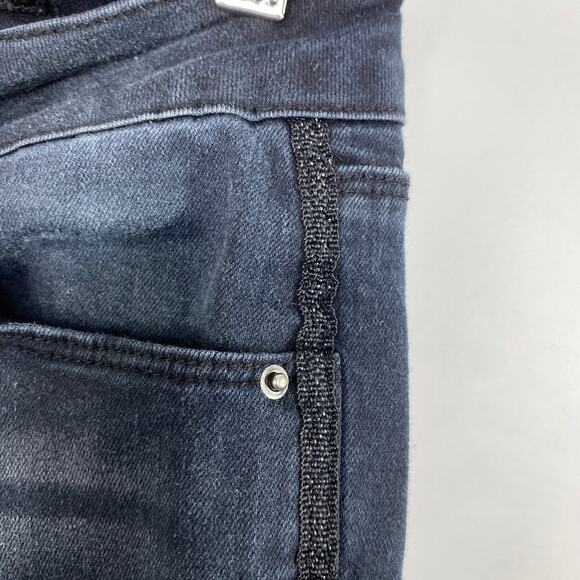 YMI Dark Wash Blue Cotton Blend Denim Shimmer Detail Ankle Jeans Women's Size 3 - Picture 8 of 10